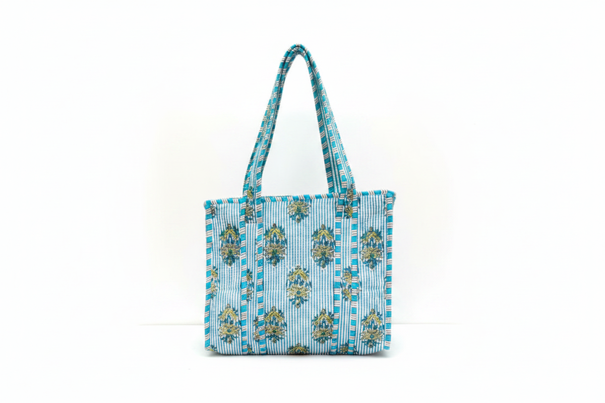 Tiffin Bag azul clara com flores verdes clarificada